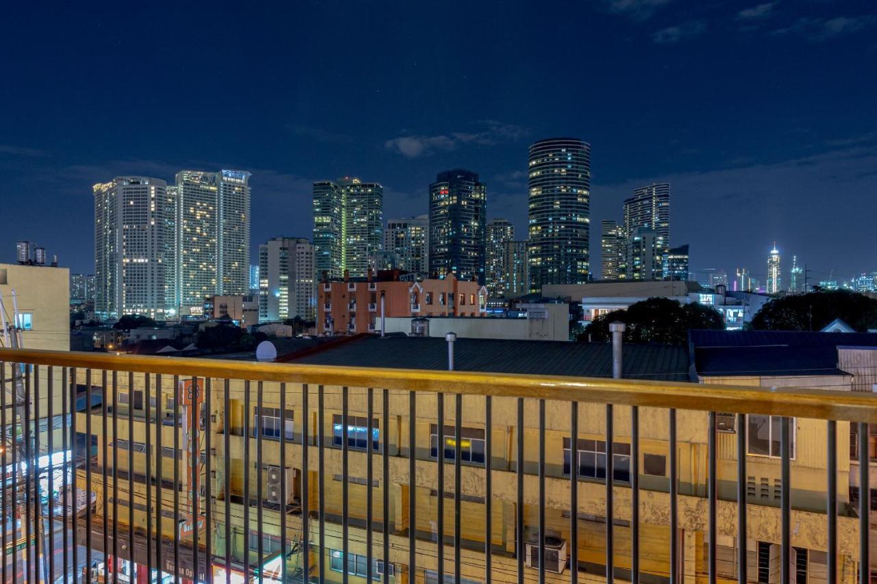 Draper Hotel Makati Makati City Exterior foto